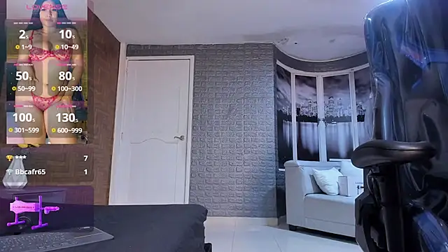 Laross25 online show from March 13, 2025, 11:27 pm