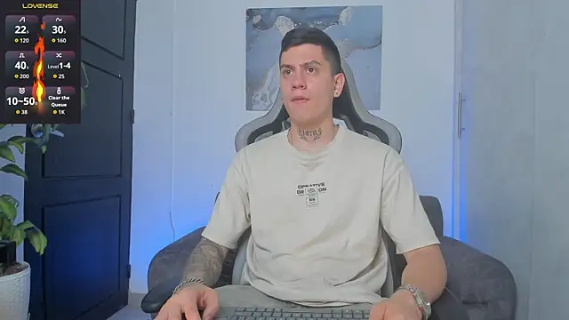 Yeiko Romero  online show from October 8, 2025, 2:25 pm