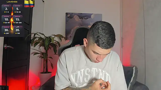 Yeiko Romero  online show from December 16, 2025, 11:10 pm