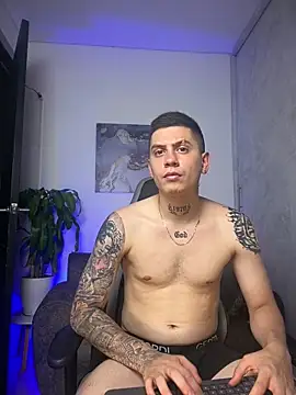 Yeiko Romero  online show from March 18, 2026, 7:50 pm