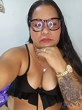 Snapshot of Sikiu_40 chatting on June 14, 2026, 4:36 am Sikiu 40 online show from June 14, 2026, 4:36 am