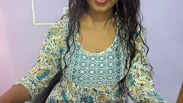 aarjulove online show from September 11, 2025, 8:47 am