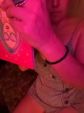 SummerV91 online show from March 8, 2026, 8:56 pm