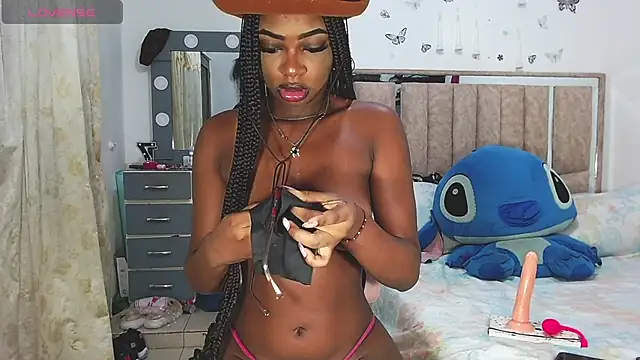 Snapshot of FallonsSweet chatting on December 2, 2025, 12:38 am FallonsSweet online show from December 2, 2025, 12:38 am