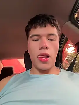 Snapshot of Logan_smith1 chatting on July 4, 2026, 8:15 pm Logan smith1 online show from July 4, 2026, 8:15 pm