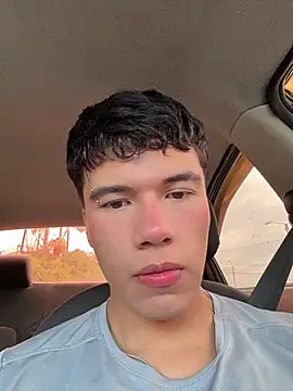 Snapshot of Logan_smith1 chatting on July 25, 2026, 3:31 pm Logan smith1 online show from July 25, 2026, 3:31 pm