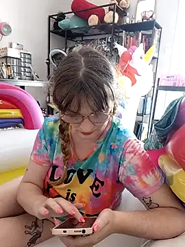 Snapshot of PrincesseMalicia chatting on July 9, 2026, 1:37 pm PrincesseMalicia online show from July 9, 2026, 1:37 pm