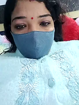 Snapshot of Cute-Raashii chatting on January 3, 2025, 5:53 pm Cute-Raashii online show from January 3, 2025, 5:53 pm