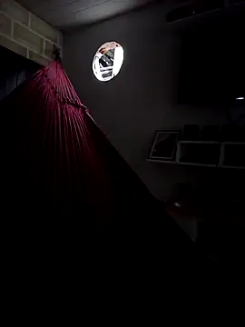 divertoooo online show from February 3, 2025, 11:09 am