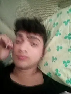 Snapshot of boy_3835 chatting on March 18, 2025, 12:47 pm boy 3835 online show from March 18, 2025, 12:47 pm