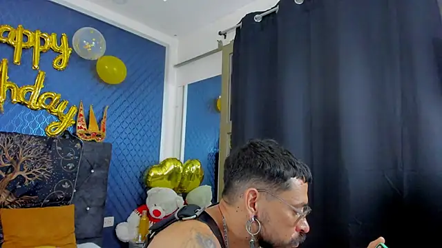 leondevereda online show from February 21, 2025, 2:28 am