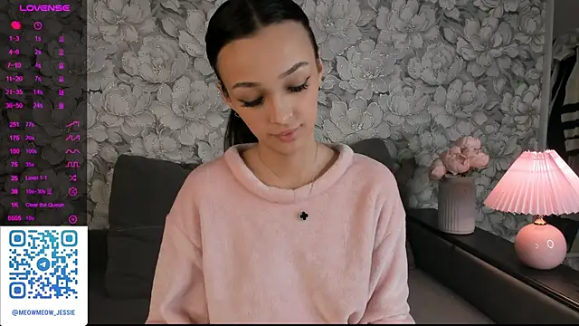 Jessie meow online show from December 9, 2024, 2:06 pm