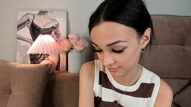 Jessie meow online show from March 5, 2025, 2:45 pm