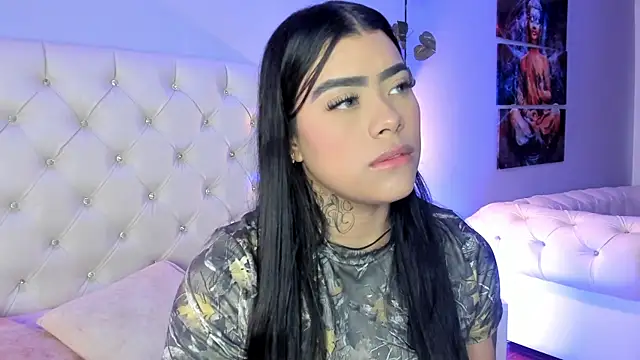 Snapshot of ZoeHarris chatting on September 30, 2025, 12:10 pm ZoeHarris online show from September 30, 2025, 12:10 pm