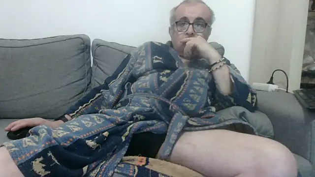 Bretoncool online show from October 4, 2025, 6:17 pm