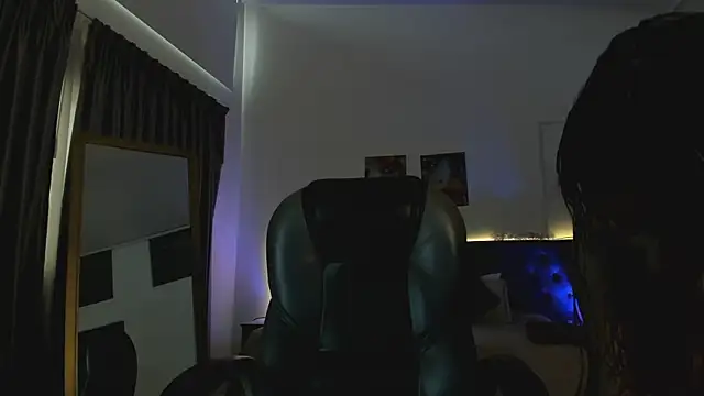 Tamy edwards online show from October 4, 2025, 8:07 pm