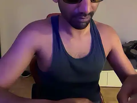 dominanthubby online show from June 16, 2026, 10:34 pm
