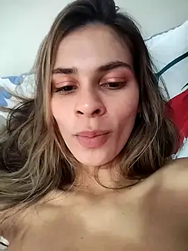 Snapshot of cuteluci_ chatting on March 12, 2025, 7:28 pm cuteluci online show from March 12, 2025, 7:28 pm
