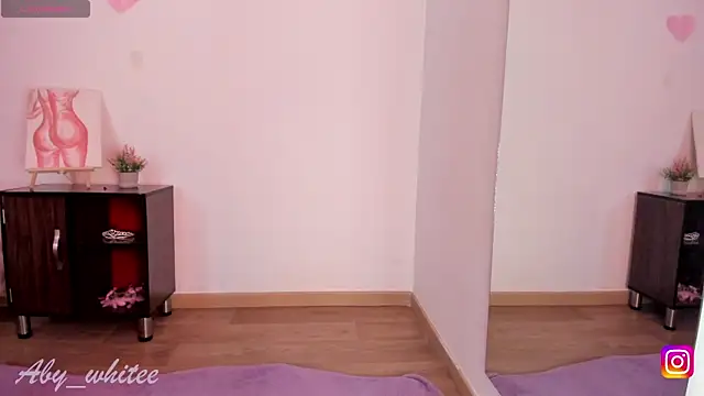 AbyWhitee online show from September 24, 2025, 12:08 pm