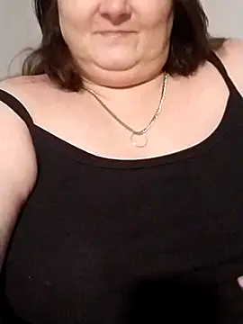 staceysmomfow online show from January 8, 2025, 12:49 am