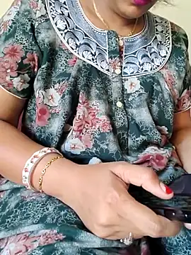 Snapshot of samitasharma chatting on March 8, 2026, 4:49 am samitasharma online show from March 8, 2026, 4:49 am