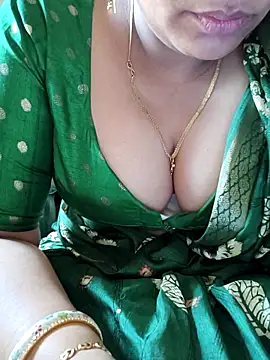 Snapshot of samitasharma chatting on March 24, 2026, 5:12 am samitasharma online show from March 24, 2026, 5:12 am