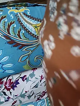 Snapshot of samitasharma chatting on April 4, 2026, 3:53 pm samitasharma online show from April 4, 2026, 3:53 pm