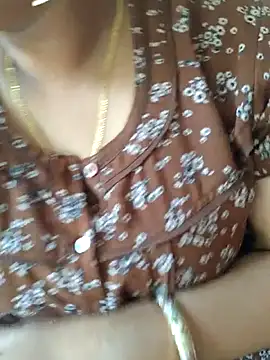 Snapshot of samitasharma chatting on April 5, 2026, 4:09 am samitasharma online show from April 5, 2026, 4:09 am