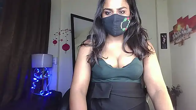 Snapshot of Black-Pearll chatting on March 5, 2026, 12:23 pm Black-Pearll online show from March 5, 2026, 12:23 pm