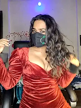Snapshot of Black-Pearll chatting on April 21, 2026, 5:14 am Black-Pearll online show from April 21, 2026, 5:14 am