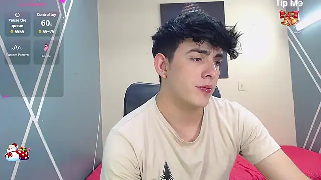 nolan twink1 online show from December 21, 2024, 8:43 pm