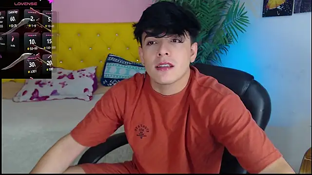 nolan twink1 online show from January 4, 2025, 5:58 pm