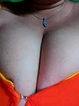 Snapshot of Rinki_Guptaa chatting on January 10, 2025, 12:36 pm Rinki Guptaa online show from January 10, 2025, 12:36 pm