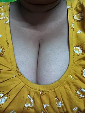 Snapshot of Rinki_Guptaa chatting on February 27, 2025, 6:09 pm Rinki Guptaa online show from February 27, 2025, 6:09 pm