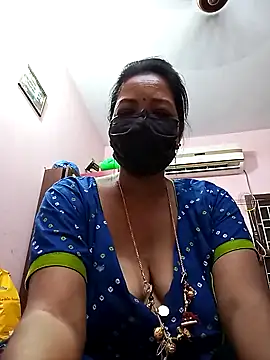 Snapshot of Tamil_sreelekha chatting on December 7, 2024, 9:00 pm Tamil sreelekha online show from December 7, 2024, 9:00 pm