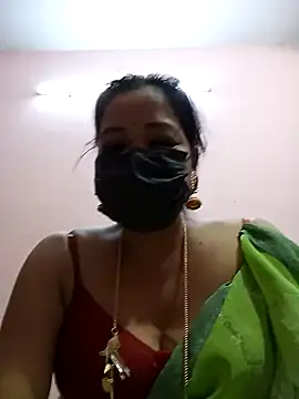 Snapshot of Tamil_sreelekha chatting on December 20, 2024, 5:18 pm Tamil sreelekha online show from December 20, 2024, 5:18 pm