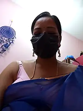 Snapshot of Tamil_sreelekha chatting on January 12, 2025, 3:14 pm Tamil sreelekha online show from January 12, 2025, 3:14 pm