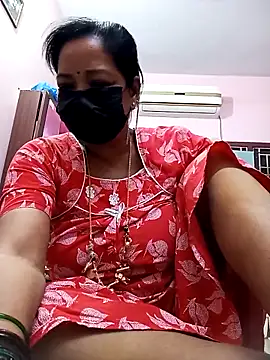 Snapshot of Tamil_sreelekha chatting on February 12, 2025, 5:48 pm Tamil sreelekha online show from February 12, 2025, 5:48 pm