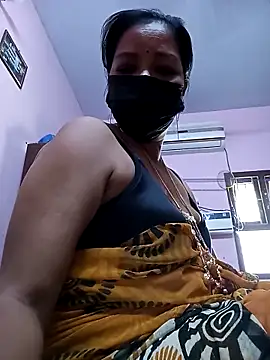 Snapshot of Tamil_sreelekha chatting on February 13, 2025, 8:27 am Tamil sreelekha online show from February 13, 2025, 8:27 am