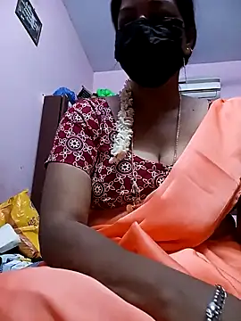 Snapshot of Tamil_sreelekha chatting on March 4, 2025, 1:06 pm Tamil sreelekha online show from March 4, 2025, 1:06 pm