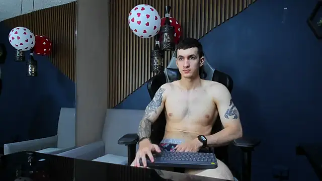 JacksonOlsenn online show from February 17, 2025, 3:20 pm