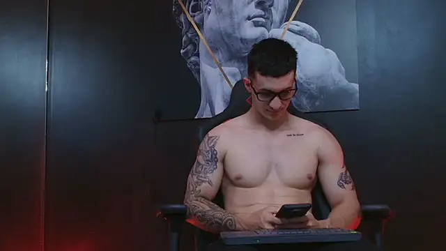 JacksonOlsenn online show from September 13, 2025, 8:19 pm