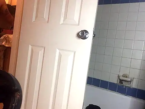 Snapshot of fatboyjayohh126 chatting on December 1, 2024, 10:43 pm fatboyjayohh126 online show from December 1, 2024, 10:43 pm