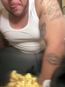 Snapshot of fatboyjayohh126 chatting on January 8, 2025, 8:18 pm fatboyjayohh126 online show from January 8, 2025, 8:18 pm