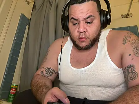 Snapshot of fatboyjayohh126 chatting on March 5, 2025, 11:06 am fatboyjayohh126 online show from March 5, 2025, 11:06 am