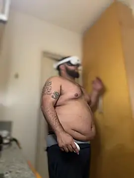 Snapshot of fatboyjayohh126 chatting on February 3, 2026, 5:27 am fatboyjayohh126 online show from February 3, 2026, 5:27 am