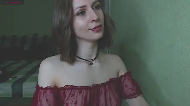 OaklynDobson online show from March 21, 2025, 5:34 pm