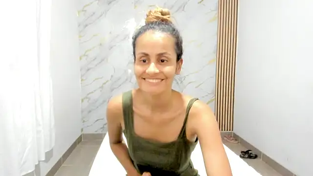 coralcarter1 online show from February 8, 2026, 2:26 am