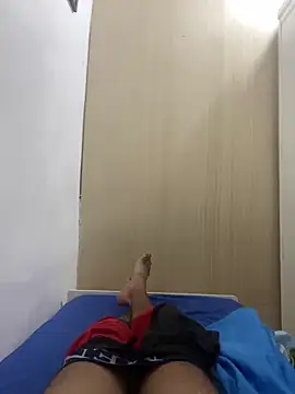 Snapshot of alex-riadh chatting on October 11, 2025, 10:52 pm alex-riadh online show from October 11, 2025, 10:52 pm