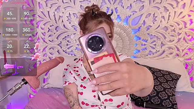 amy nicolee online show from September 13, 2025, 7:57 pm